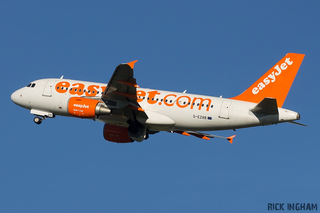 Airbus A319-111 - G-EZAB - EasyJet