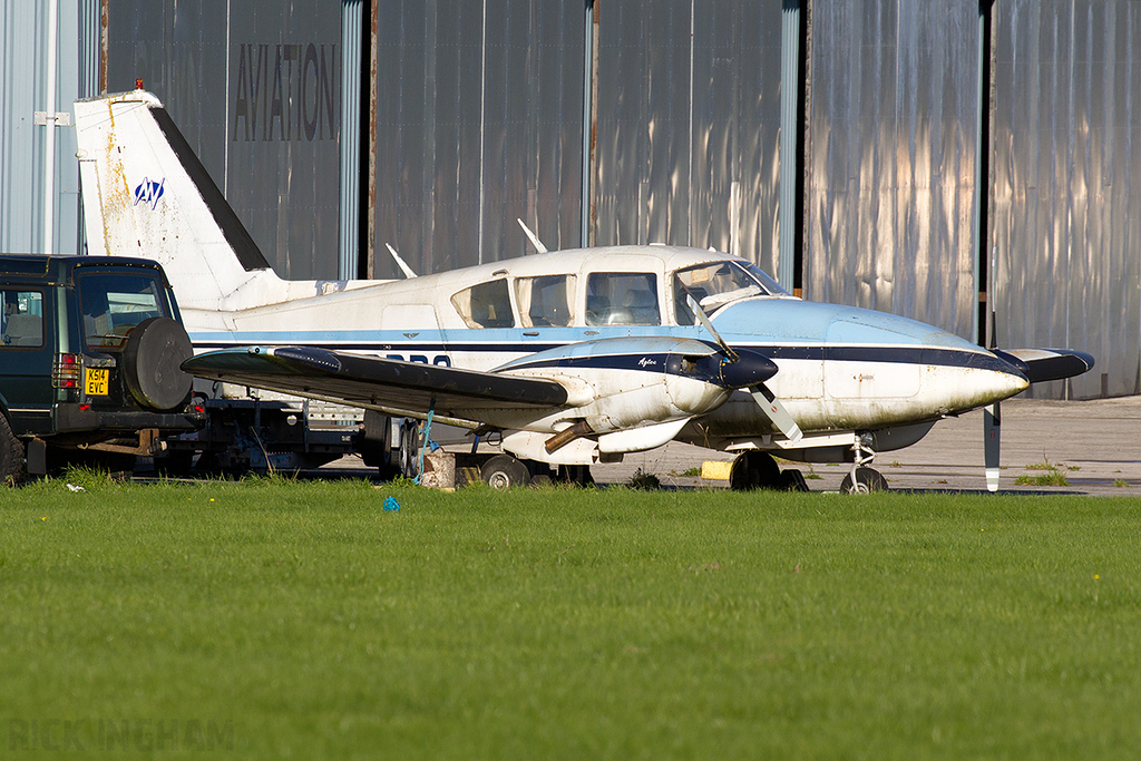 Piper PA-23 Aztec - G-BBDO