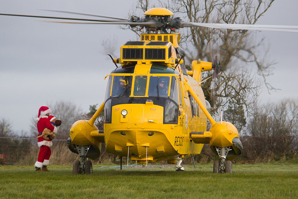 Westland Sea King HAR3 - XZ588/G-SEAK - RAF
