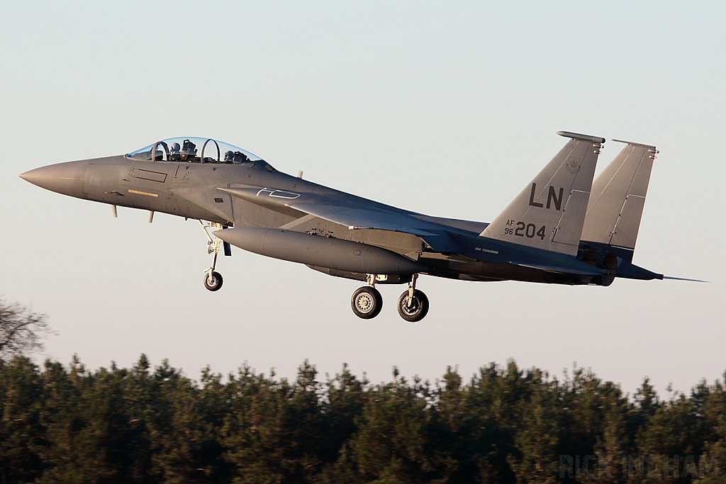 McDonnell Douglas F-15E Strike Eagle - 96-0204 - USAF