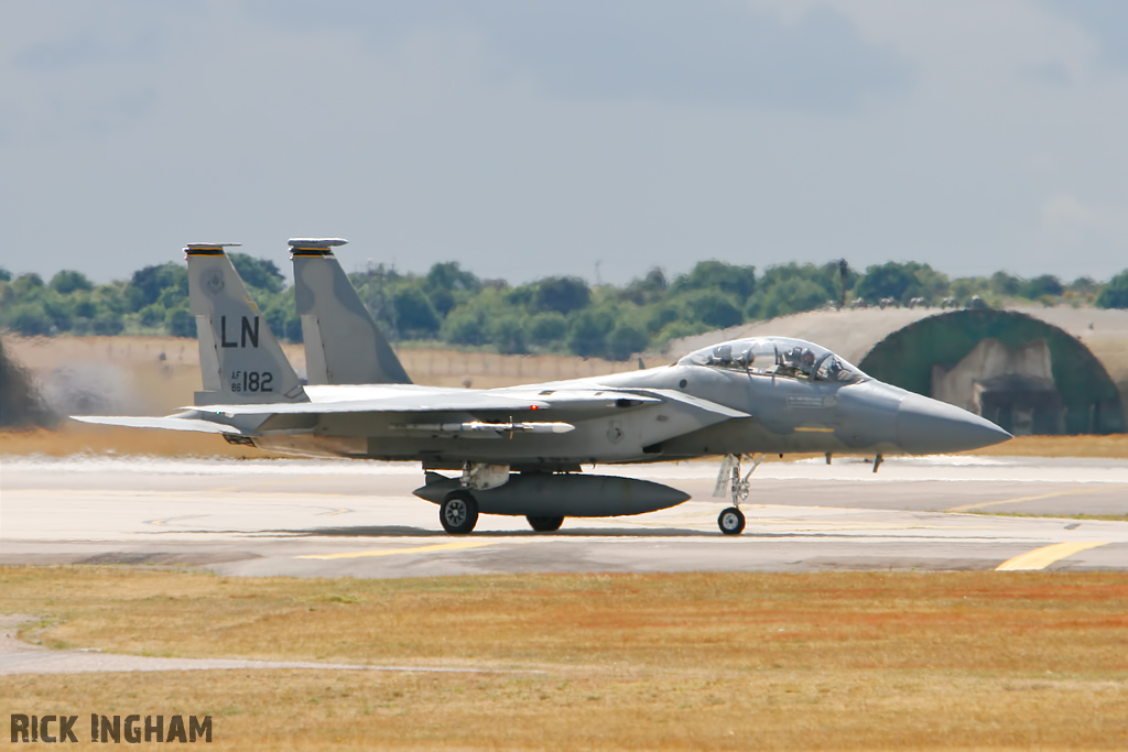 McDonnell Douglas F-15D Eagle - 86-0182 - USAF