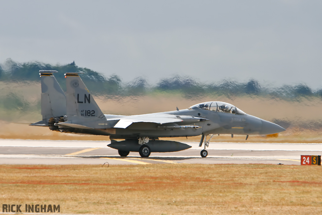 McDonnell Douglas F-15D Eagle - 86-0182 - USAF