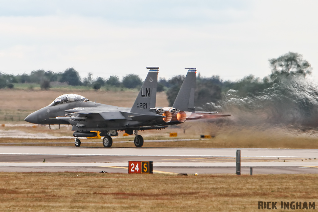 McDonnell Douglas F-15E Strike Eagle - 97-0221 - USAF