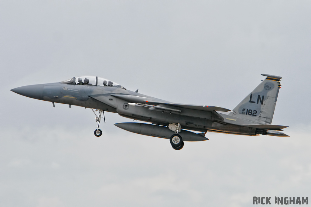 McDonnell Douglas F-15D Eagle - 86-0182 - USAF