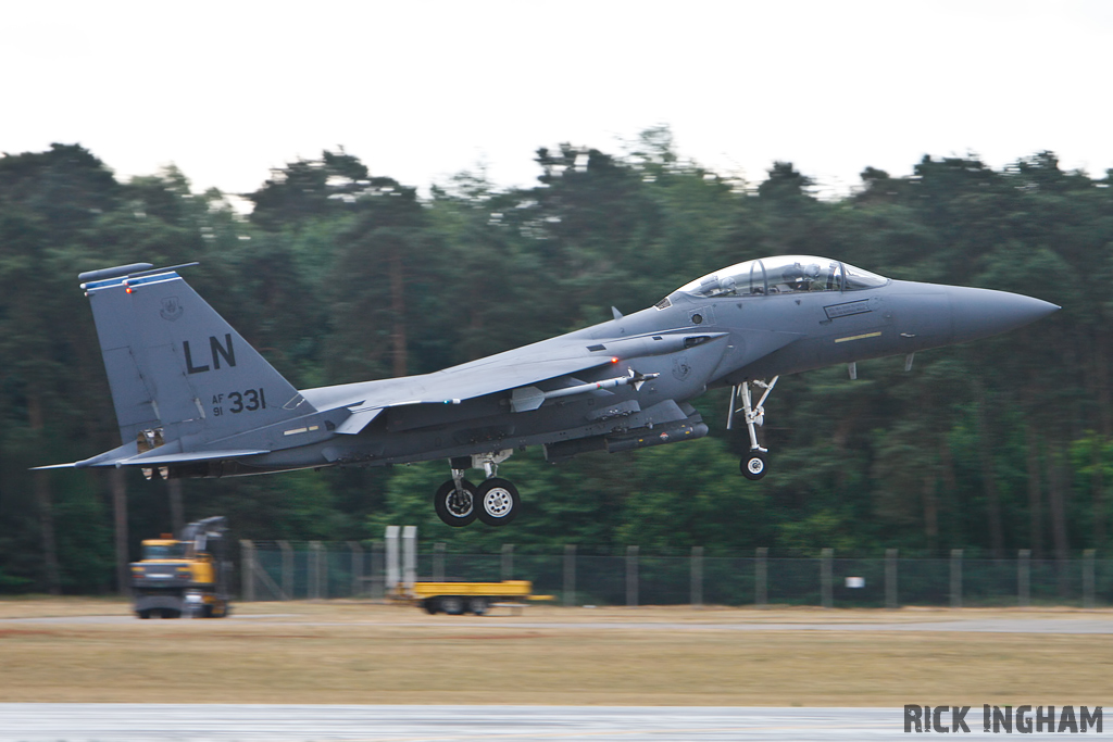 McDonnell Douglas F-15E Strike Eagle - 91-0331 - USAF