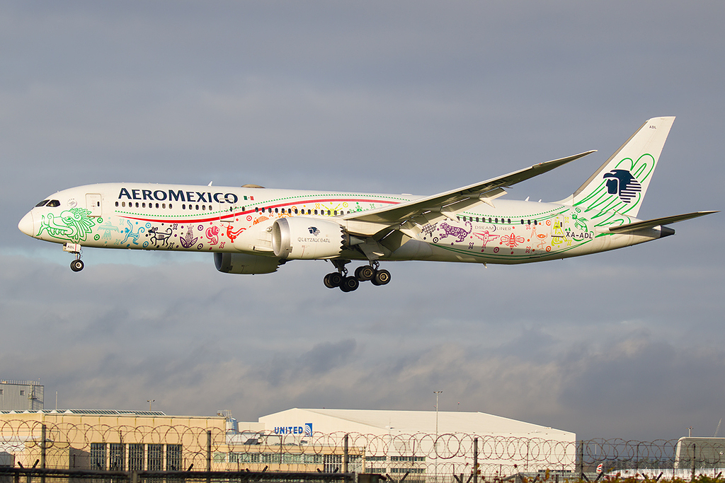 Boeing 787-9 Dreamliner - XA-ADL - Aeromexico