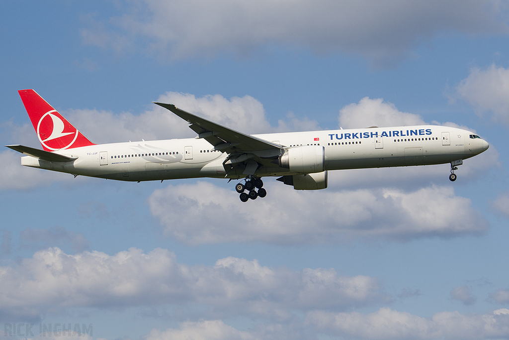 Boeing 777-3F2ER - TC-JJF - Turkish Airlines