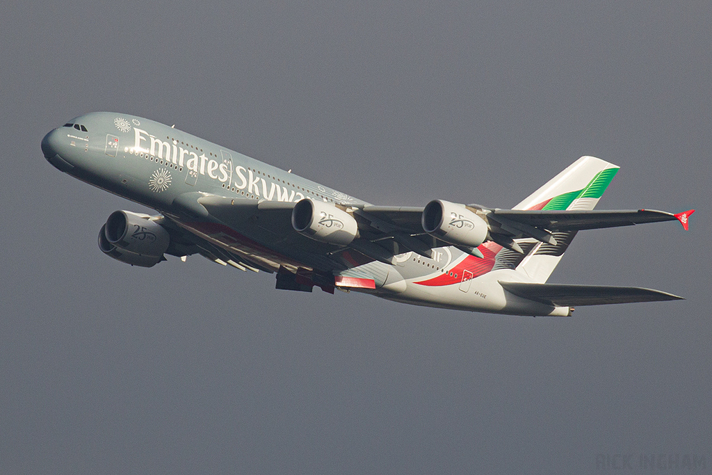 Airbus A380-861 - A6-EUE - Emirates
