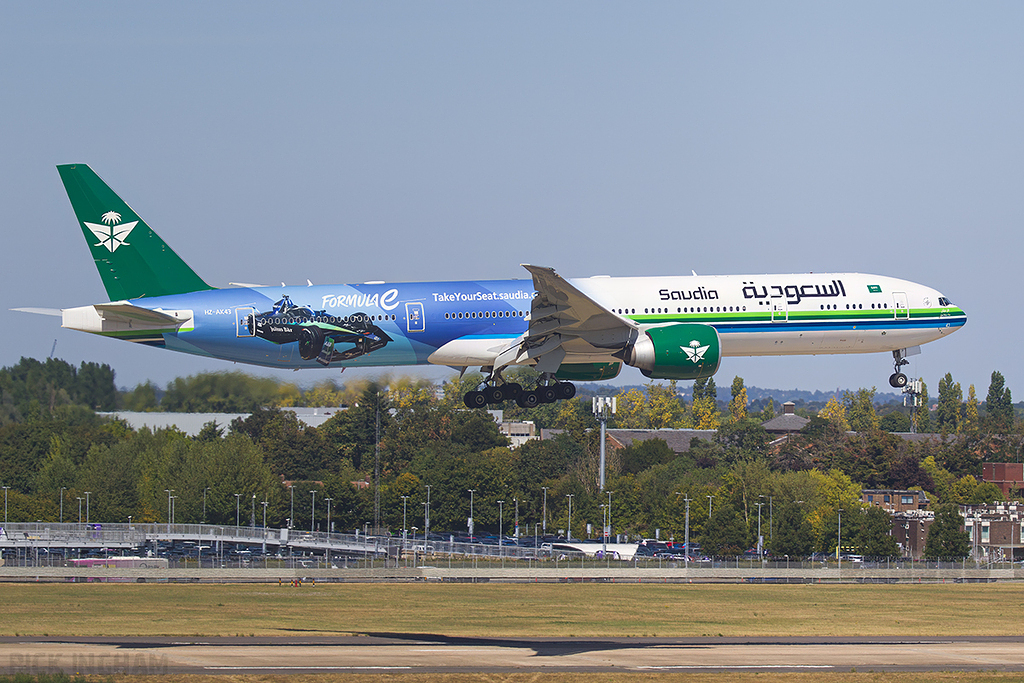 Boeing 777-368ER - HZ-AK43 - Saudia