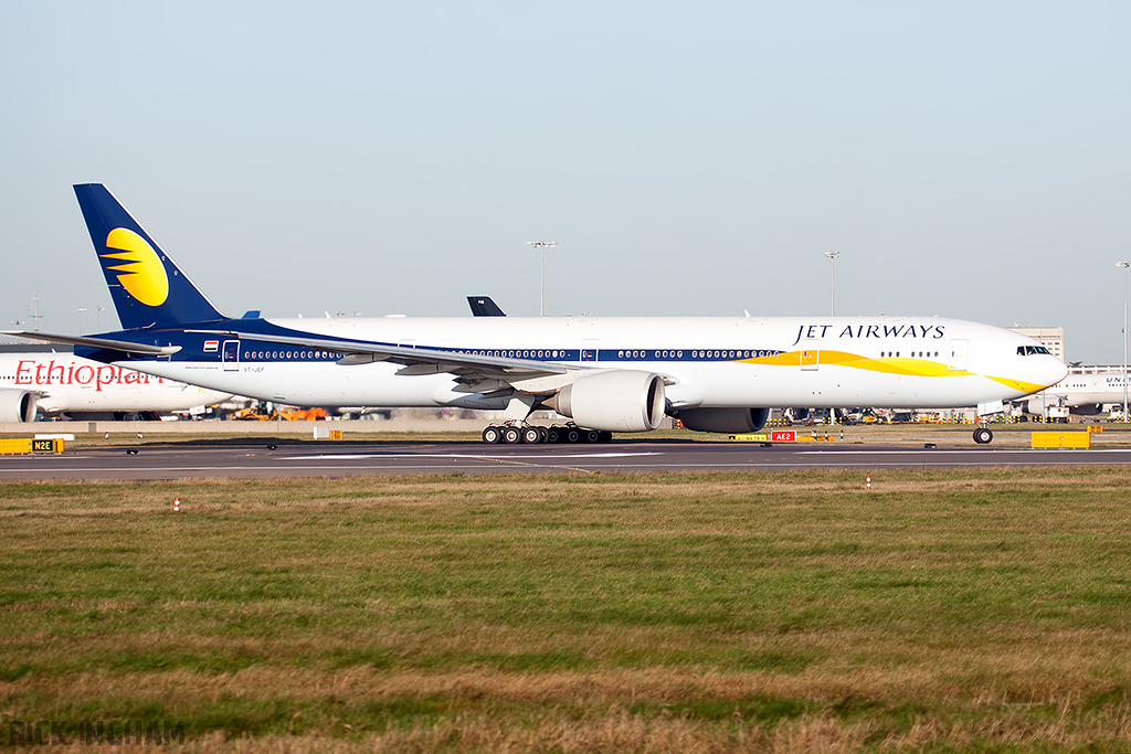 Boeing 777-35RER - VT-JEP - JET Airways