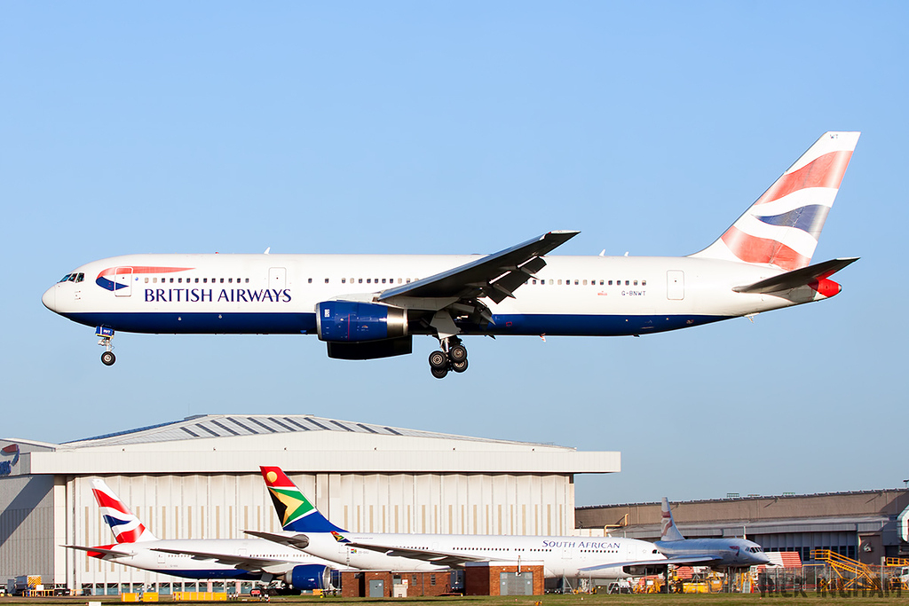 Boeing 767-336ER - G-BNWT - British Airways