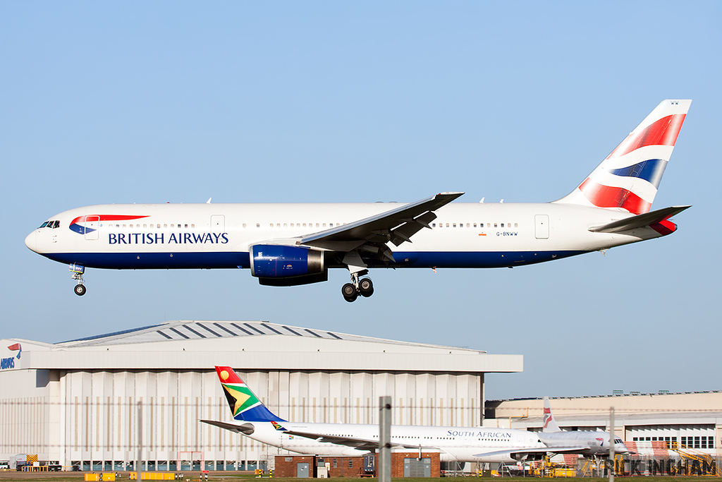 Boeing 767-336ER - G-BNWW - British Airways