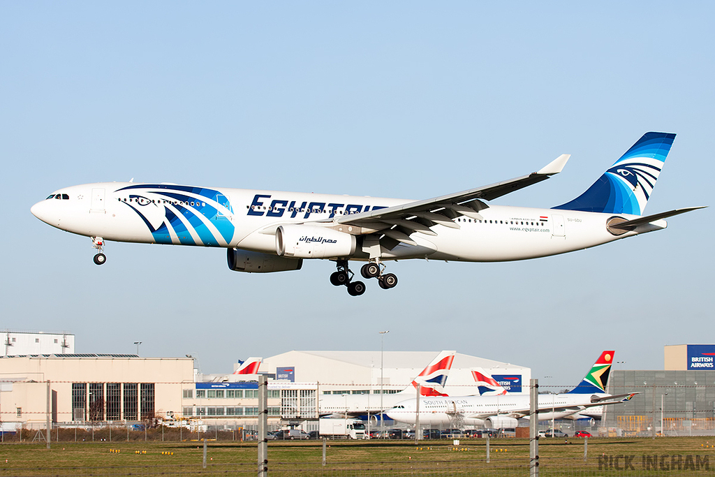 Airbus A330-343 - SU-GDU - EgyptAir