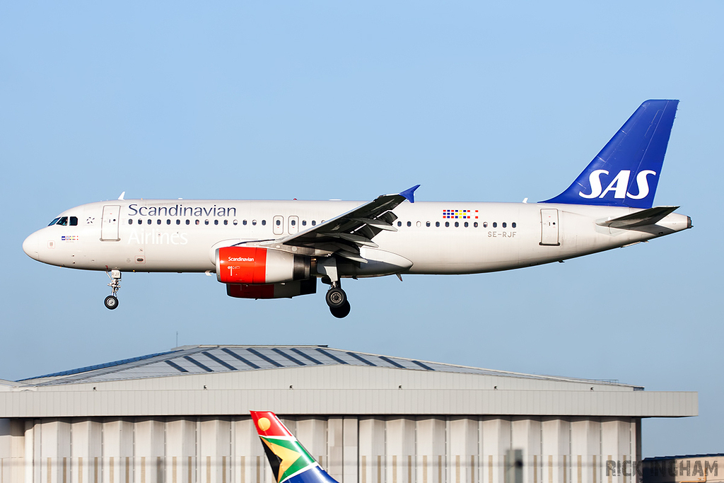 Airbus A320-232 - SE-RJF - Scandinavian Airlines