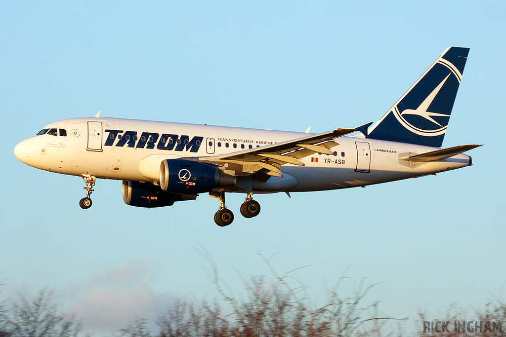 Airbus A318-111 - YR-ASB - Tarom