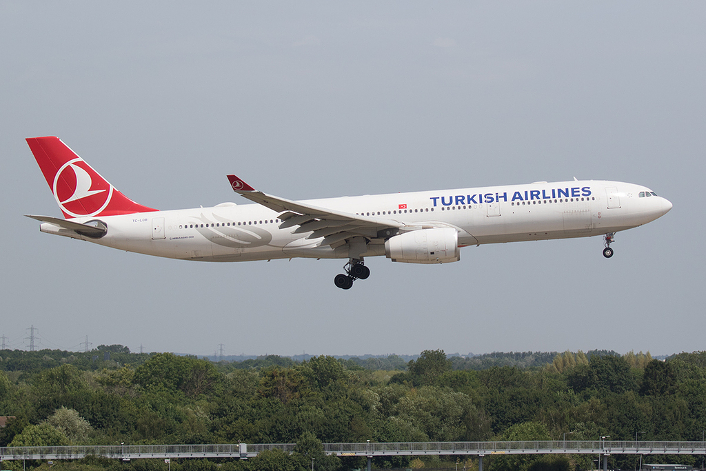 Airbus A330-343 - TC-LOB - Turkish Airlines