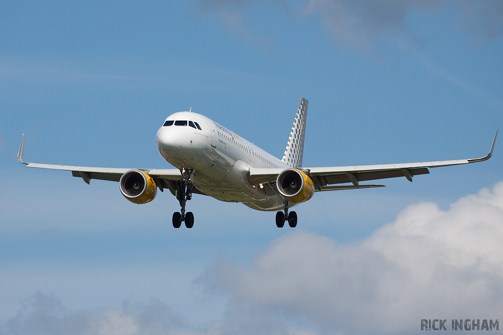 Airbus A320-214 - EC-LVU - Vueling Airlines