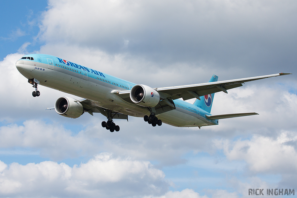 Boeing 777-3B5ER - HL7782 - Korean Air