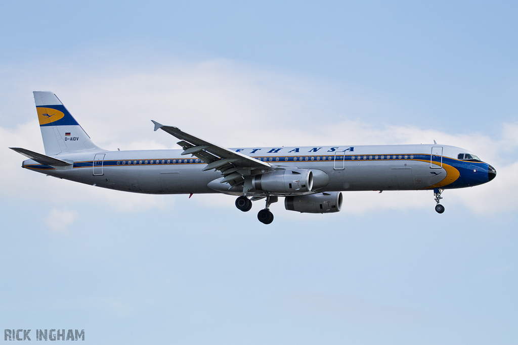 Airbus A321-231 - D-AIDV - Lufthansa