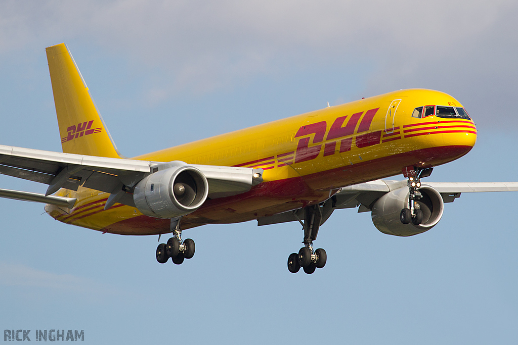 Boeing 757-236 - D-ALEG - DHL Cargo