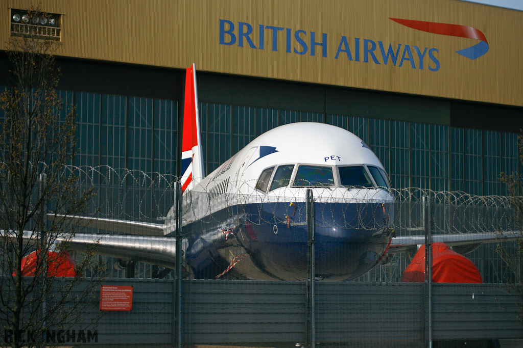 Boeing 757-236 - G-CPET - British Airways