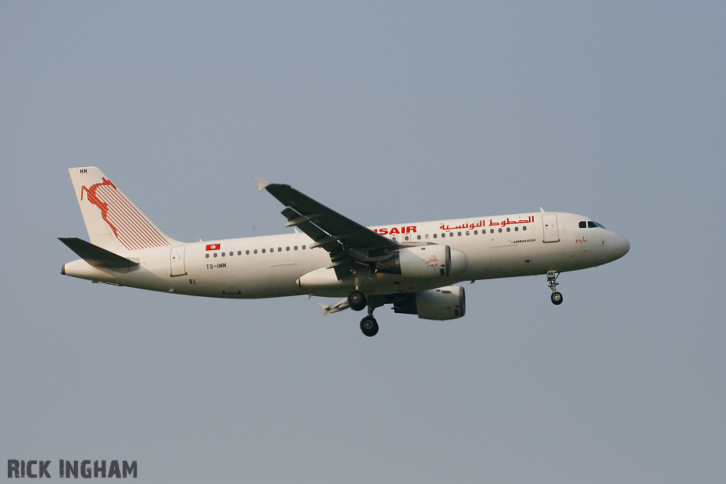 Airbus A320-211 - TS-INM - Tunisair