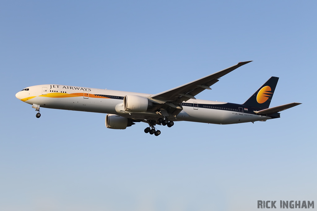 Boeing 777-35RER - VT-JEL - Jet Airways