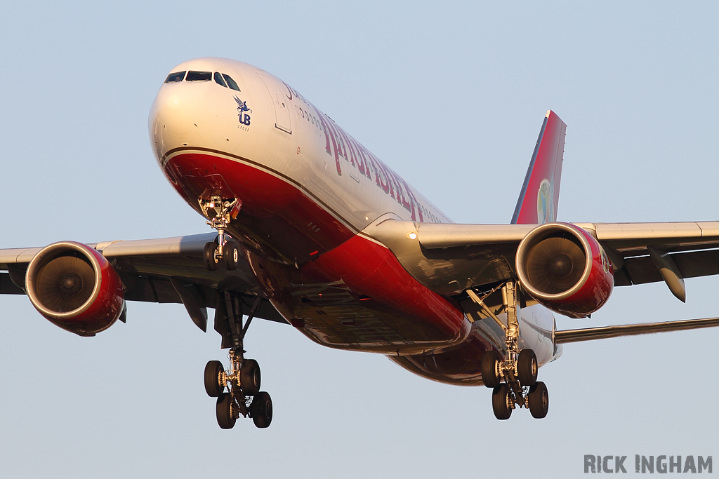 Airbus A330-223 - VT-VJK - Kingfisher Airlines