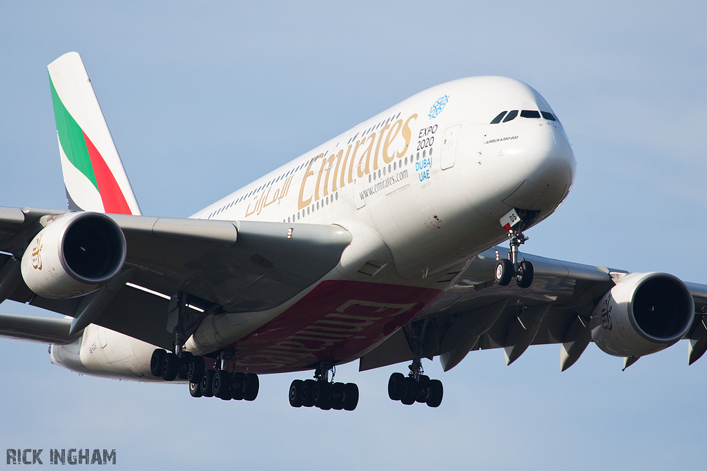 Airbus A380-861 - A6-EDS - Emirates