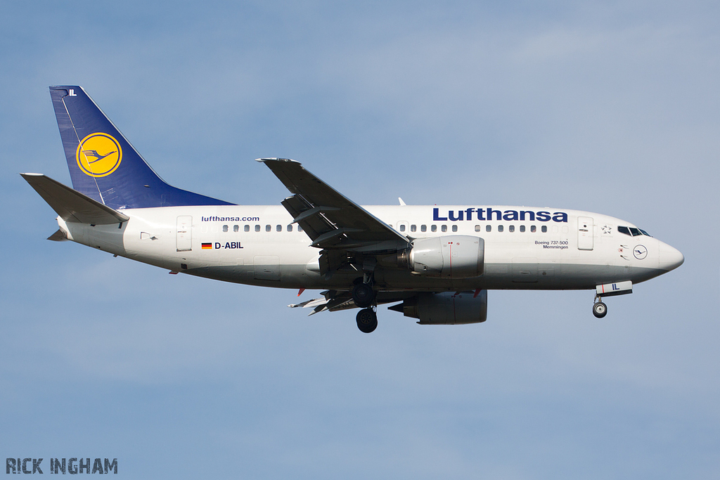 Boeing 737-530 - D-ABIL - Lufthansa