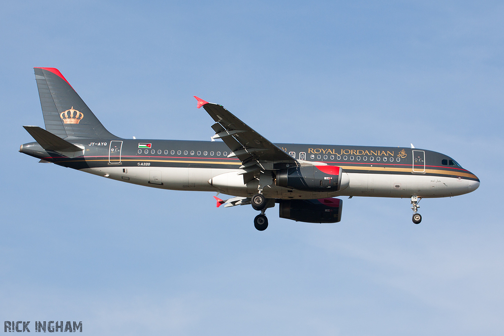 Airbus A320-232 - JY-AYQ - Royal Jordanian Airlines