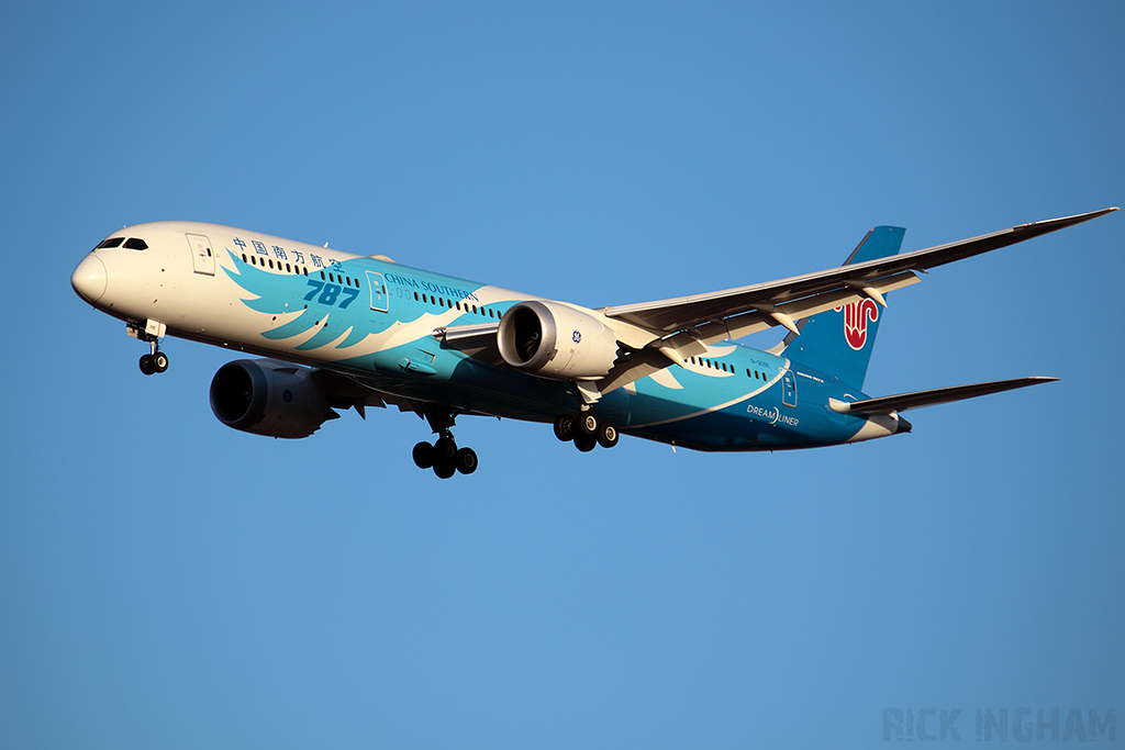 Boeing 787-9 Dreamliner - B-209E - China Southern Airlines