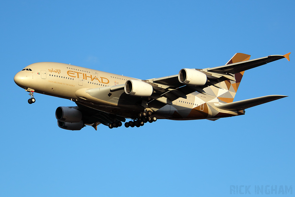 Airbus A380-861 - A6-APH - Etihad Airways