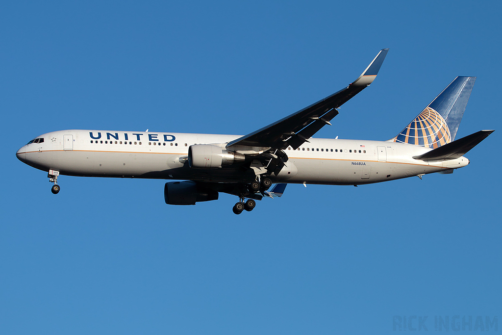 Boeing 767-322ERWL - N668UA - United Airlines