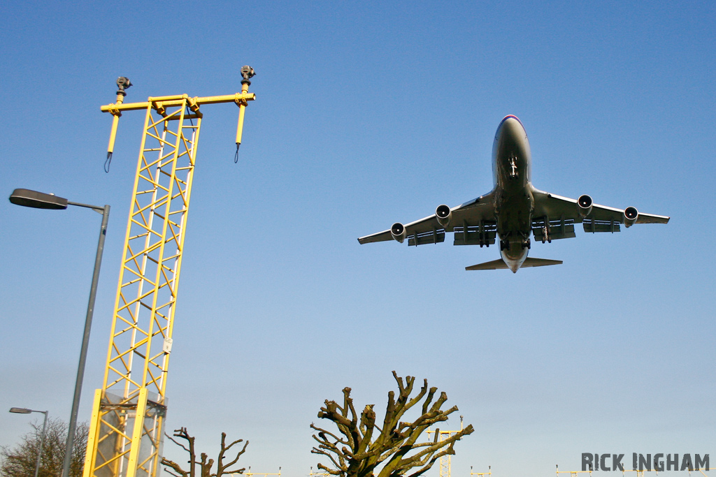 Boeing 747-4H6 - 9M-MPO - Malaysia Airlines