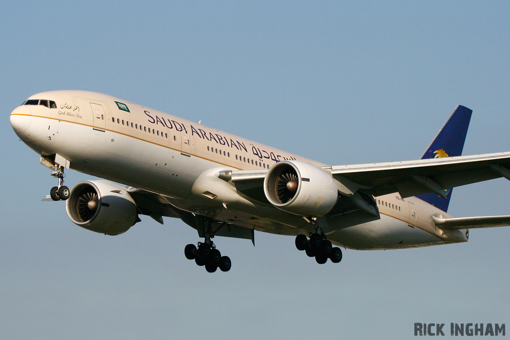 Boeing 777-268ER - HZ-AKI - Saudi Arabian Airlines