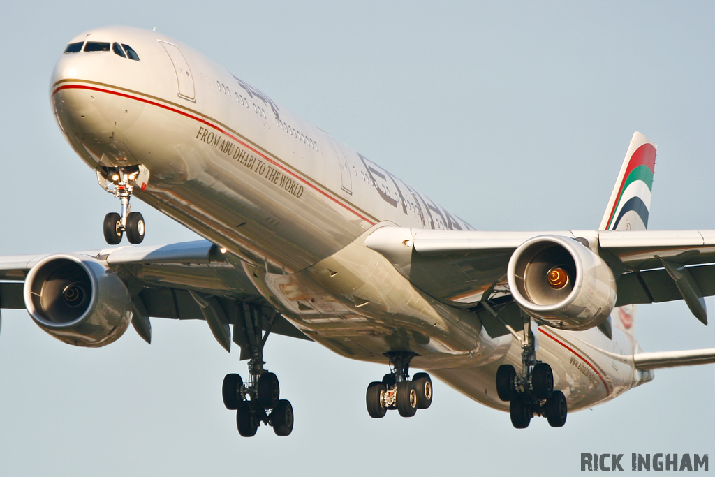 Airbus A340-642 - A6-EHF - Etihad Airways