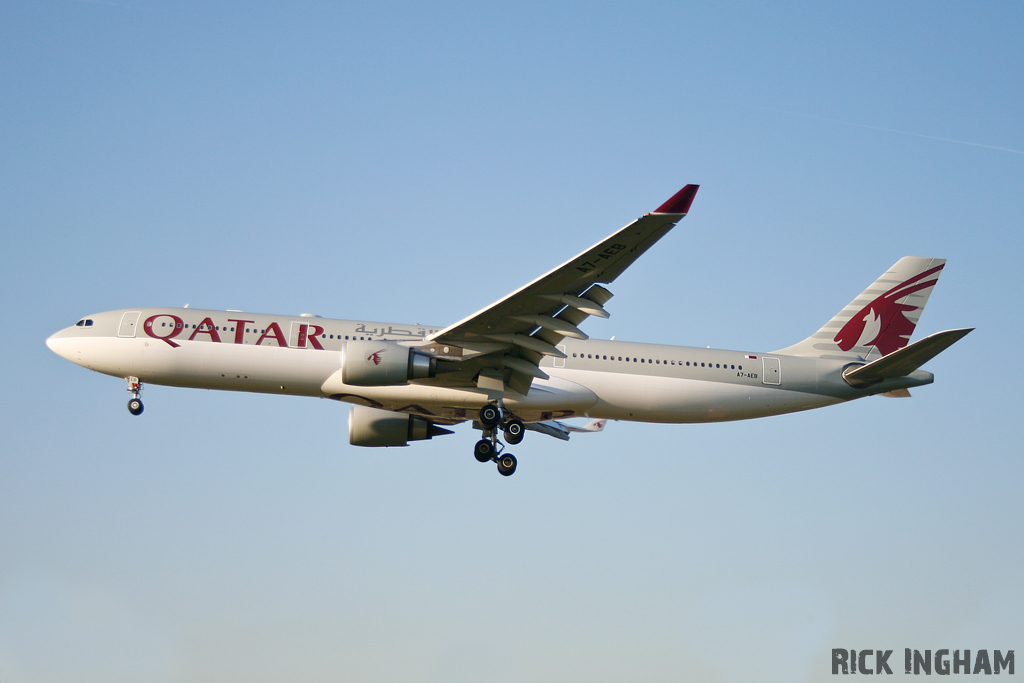 Airbus A330-303 - A7-AEB - Qatar Airways