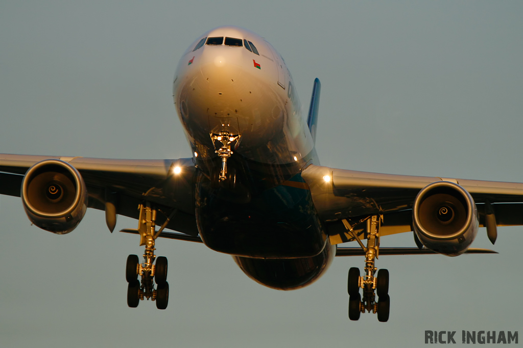 Airbus A330-343 - A4O-DE - Oman Air