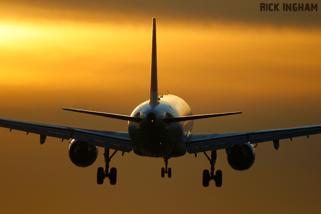 Airbus A321-111 - HB-IOL - Swiss Airlines