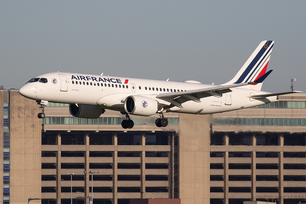 Airbus A220-300 - F-HPNB  -Air France