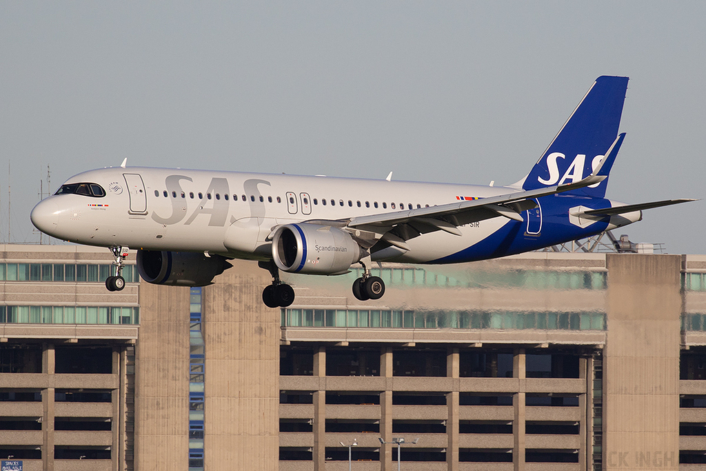Airbus A320-251N - EI-SIR - Scandinavian Airlines