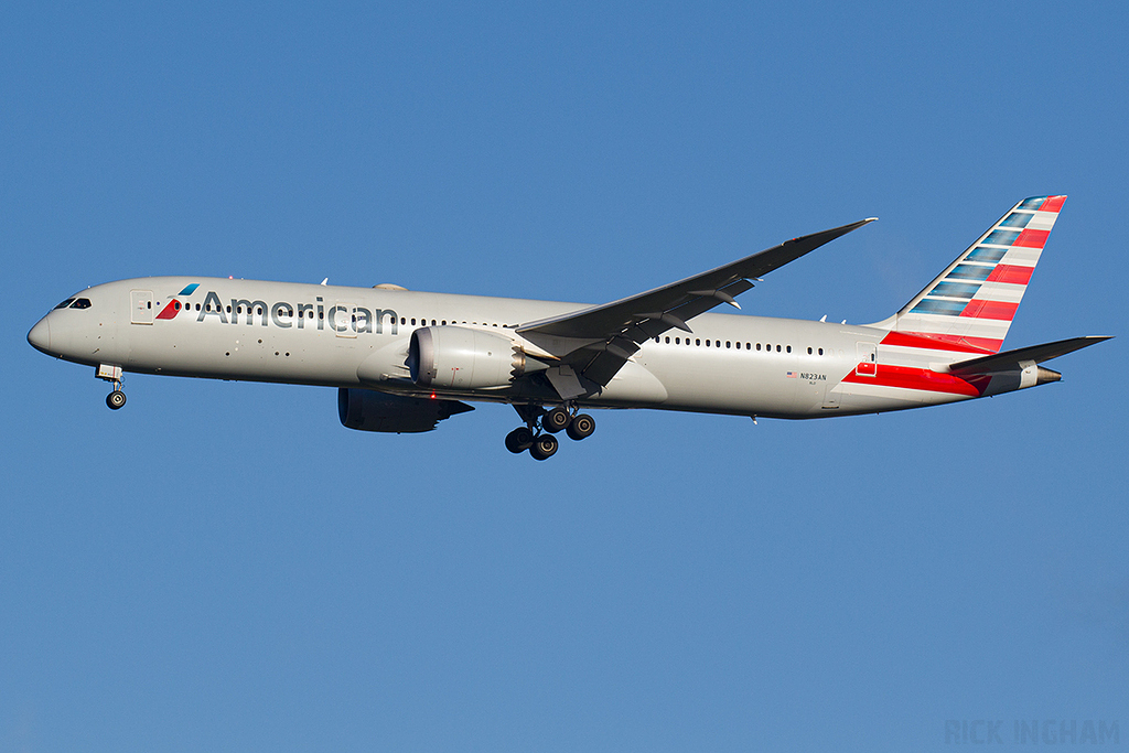 Boeing 787-9 Dreamliner - N823AN - American Airlines