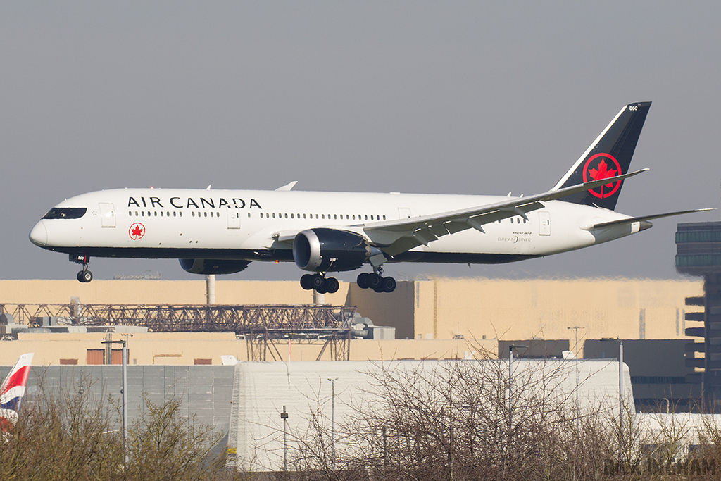 Boeing 787-9 Dreamliner - C-GWUU - Air Canada