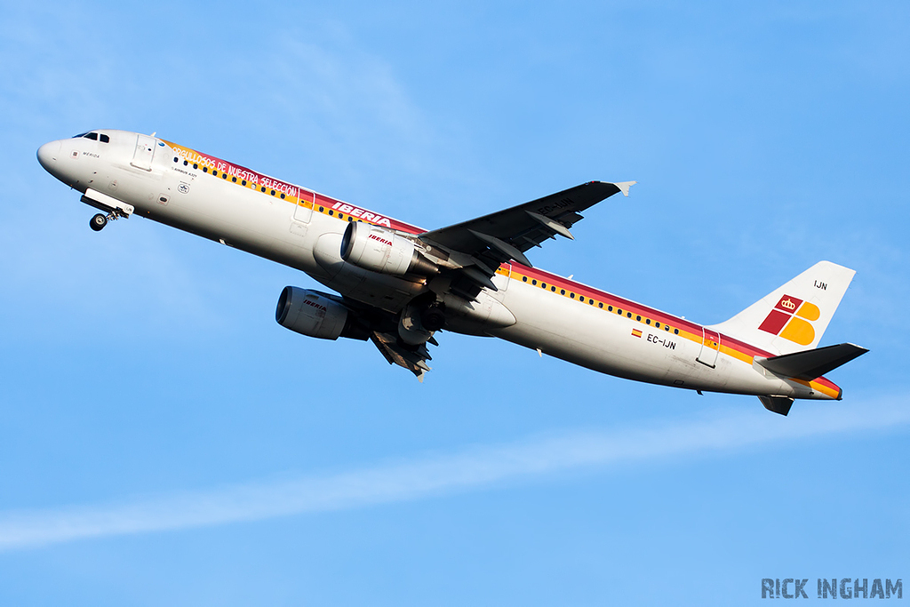 Airbus A321-211 - EC-IJN - Iberia