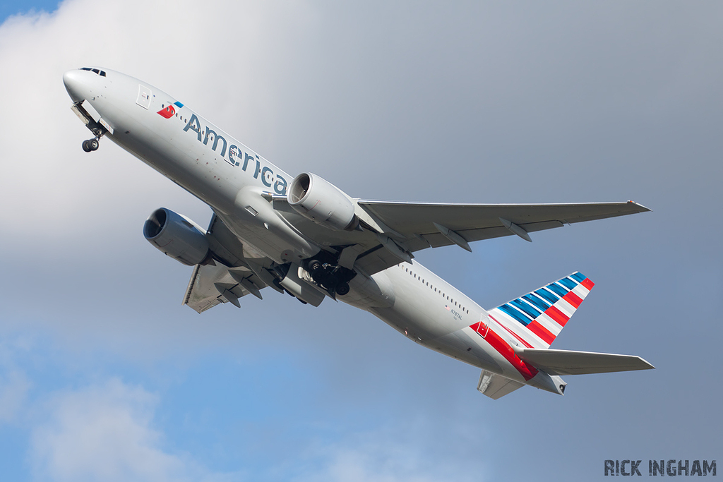 Boeing 777-223ER - N787AL - American Airlines