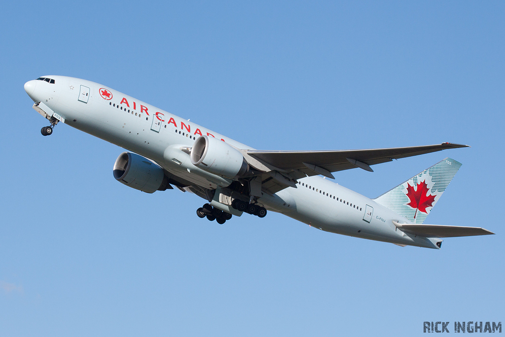 Boeing 777-233LR - C-FIUJ - Air Canada