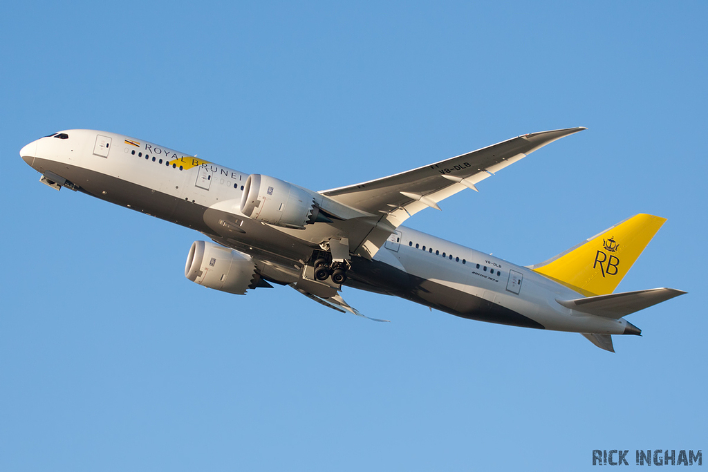 Boeing 787-8 Dreamliner - V8-DLA - Royal Brunei Airlines