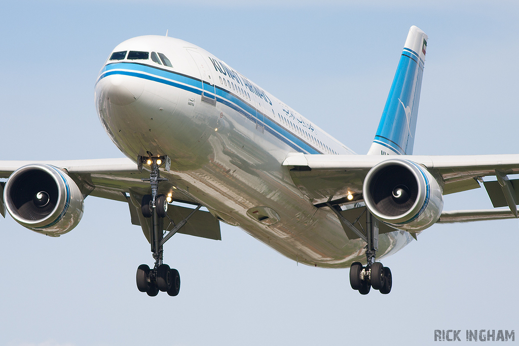 Airbus A300B4-605R - 9K-AMC - Kuwait Airways