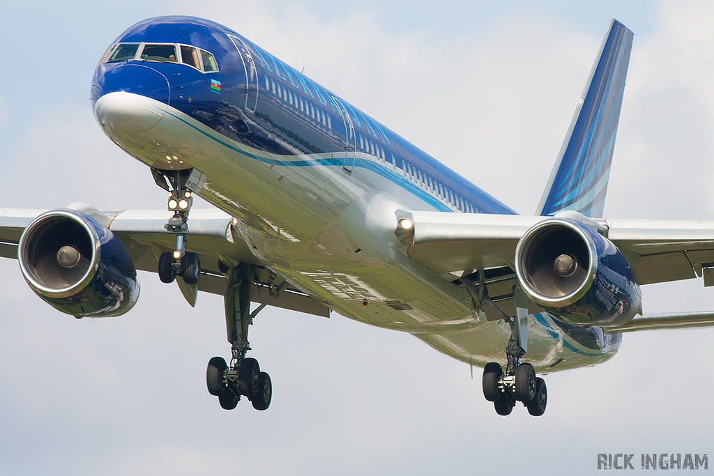 Boeing 757-22L - 4K-AZ12 - Azerbaijan Airlines